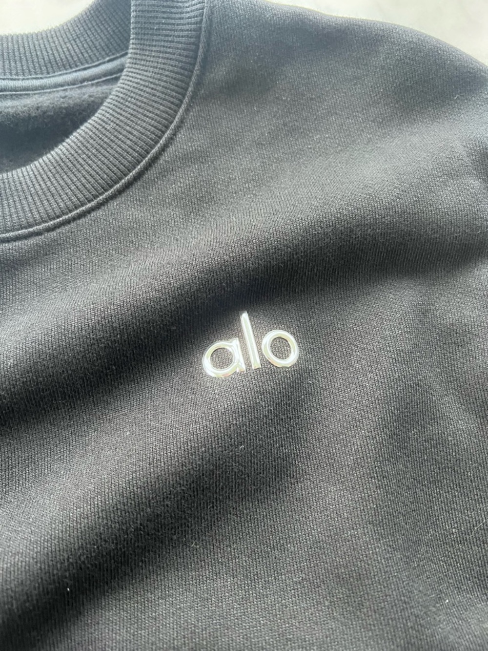NWT ALO Yoga Accolade Sweatshirt in Black Size Small - Picture 7 of 11